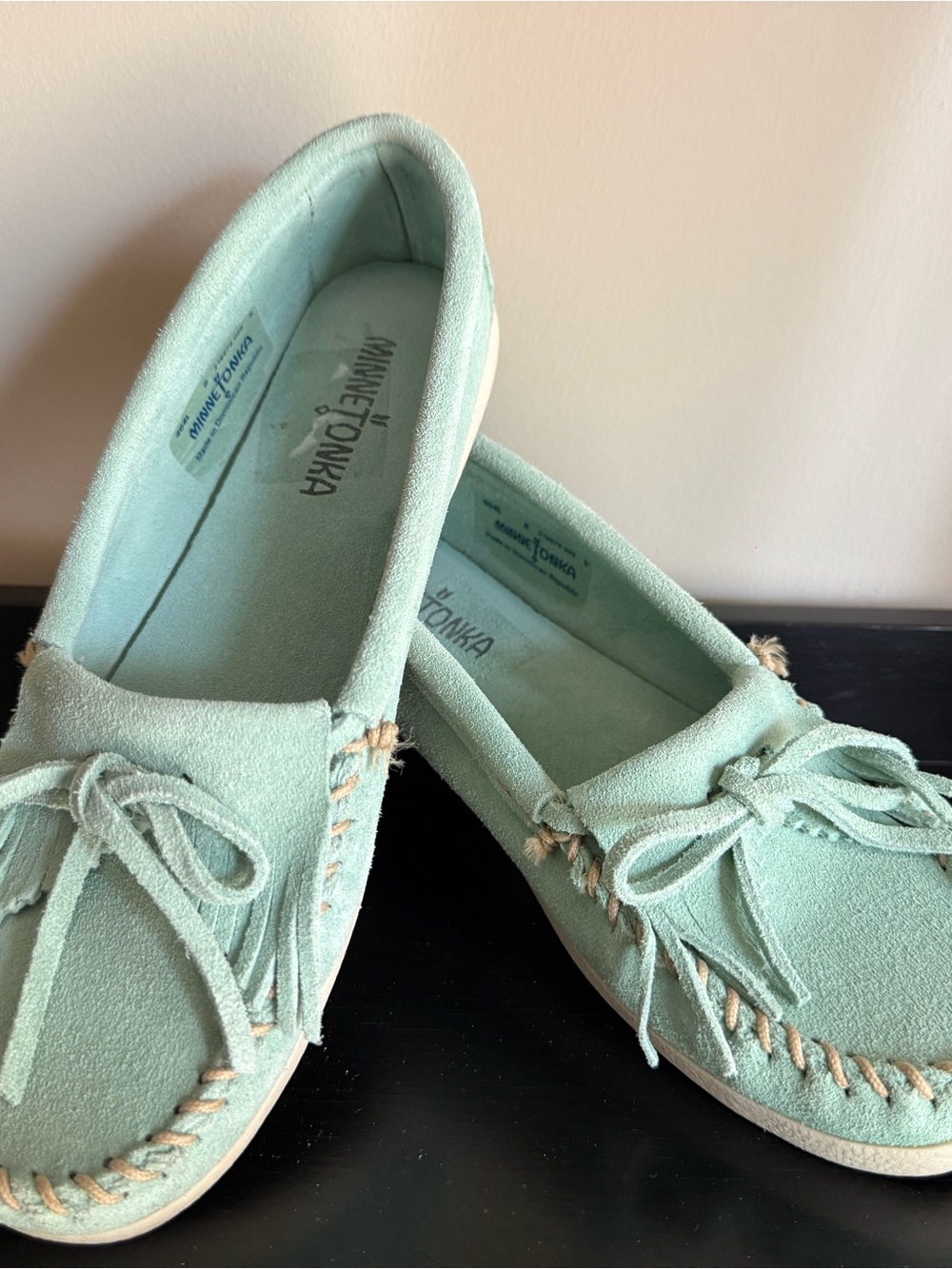 Minnetonka Mint Suede Moccasin Flats Fringe Loafers Women’s Size 8